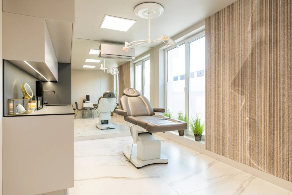 Sala zabiegowa, w której wykonuję labioplastykę